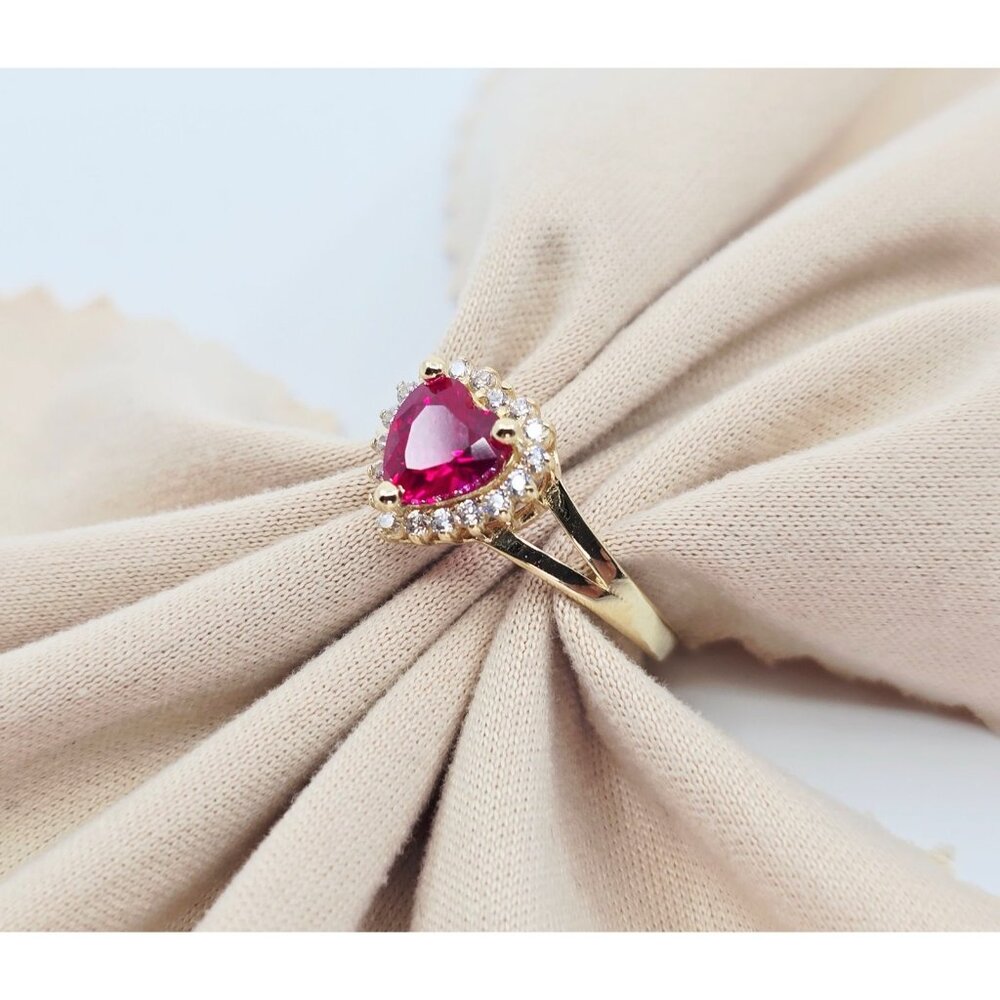 14K Solid Yellow Gold Designer Heart Shaped Synthetic Ruby & CZ Ring - Size 6.50 - Picture 3 of 14